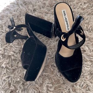 Karl lagerfeld velvet platform heels strappy new size 8.5